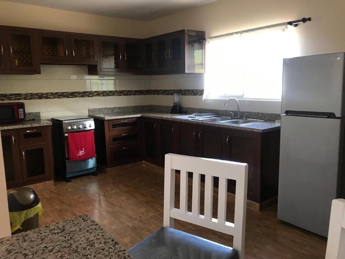 2 Queen Bed Apartment With Smart Tv ,Wifi Y Luz Las 24 Horas Jarabacoa Bagian luar foto
