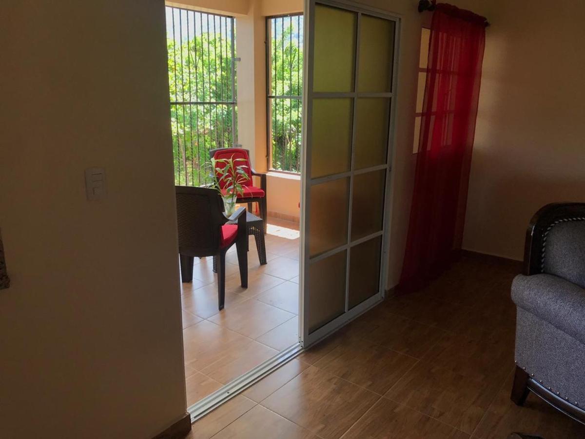 2 Queen Bed Apartment With Smart Tv ,Wifi Y Luz Las 24 Horas Jarabacoa Bagian luar foto